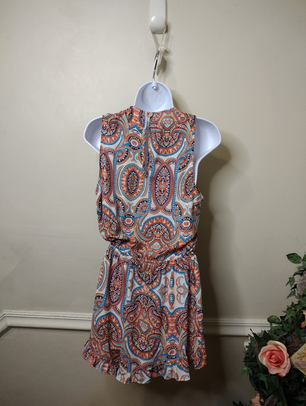 Show Me Your Mumu Paisley Print Sleeveless V-Neck Romper in White Coral & Blue - Picture 4 of 8